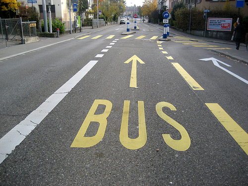 Zurich-bus.jpg