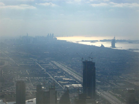 Image: View from the 124th floor of Burj Khalifa looking southwest