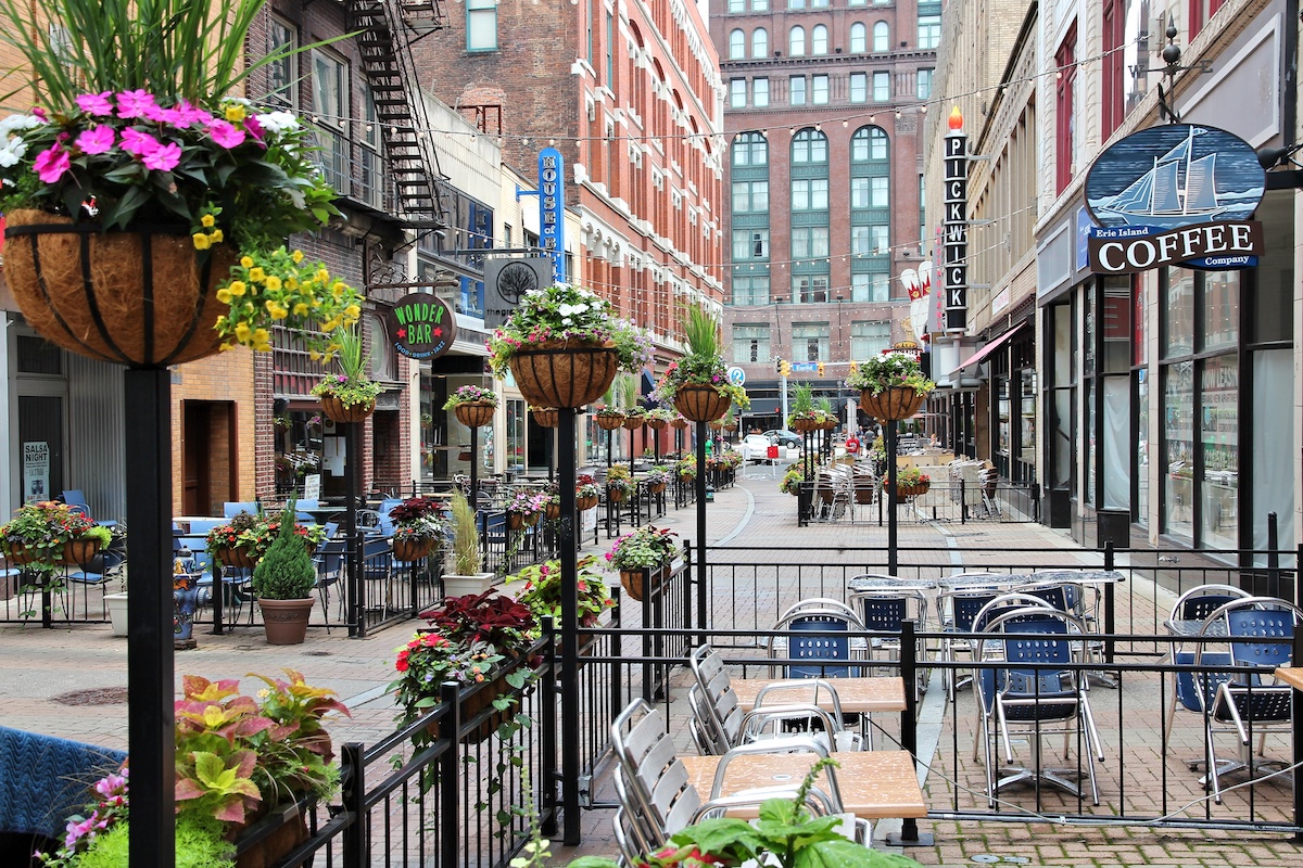 Walkability Report Ranks NYC #1; Others May Surprise You - Vimarsana News