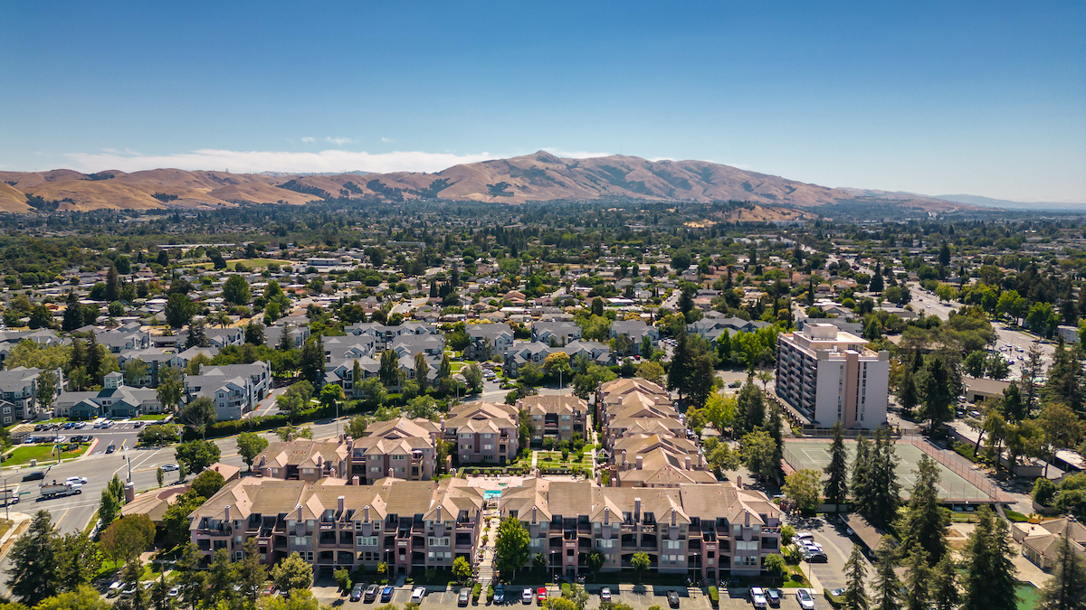 California Housing Advocates Closely Watching Bay Area Rezoning Deadline - Vimarsana News