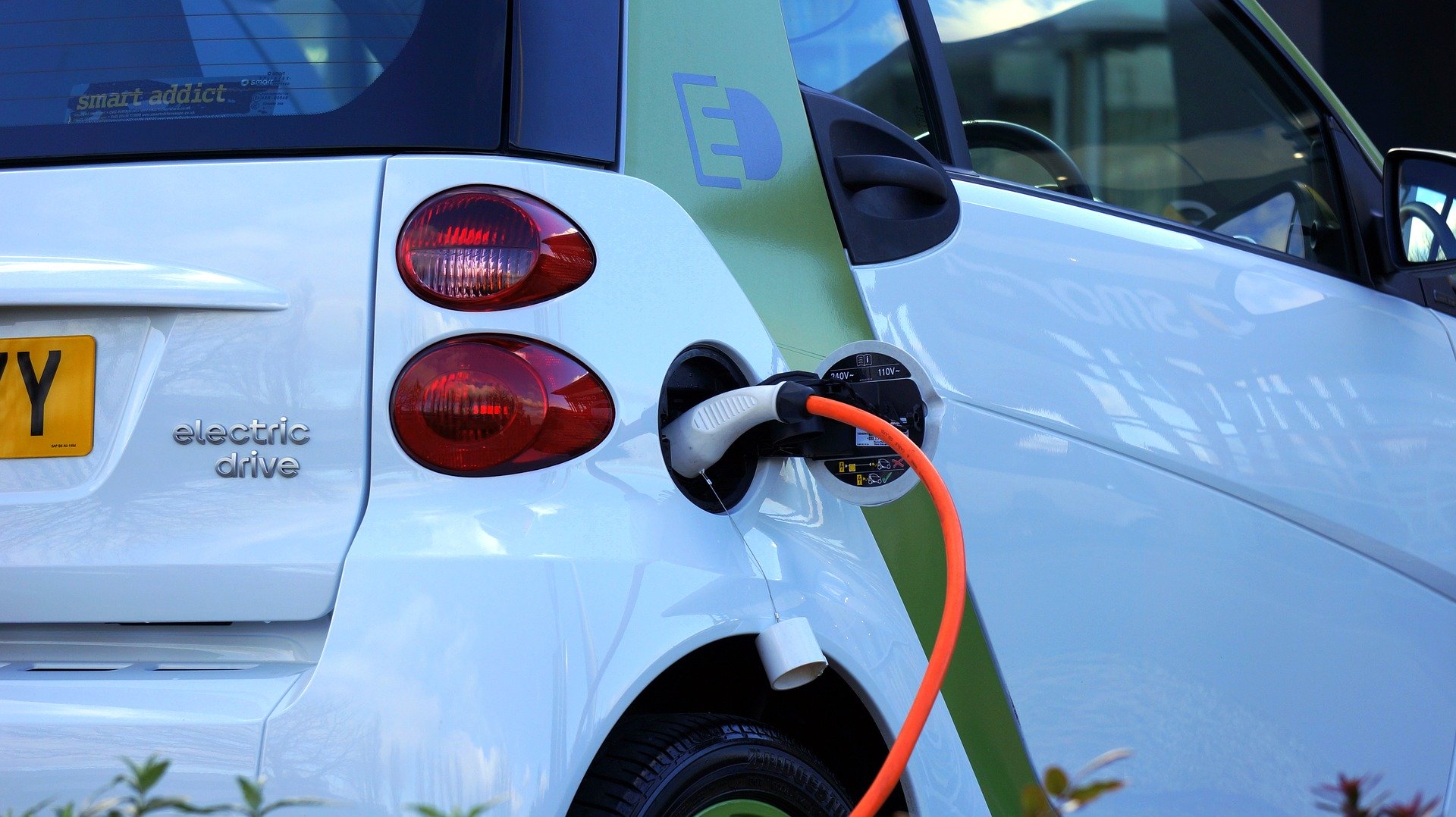 Five Midwest States to Develop EV Charging Network - Vimarsana News