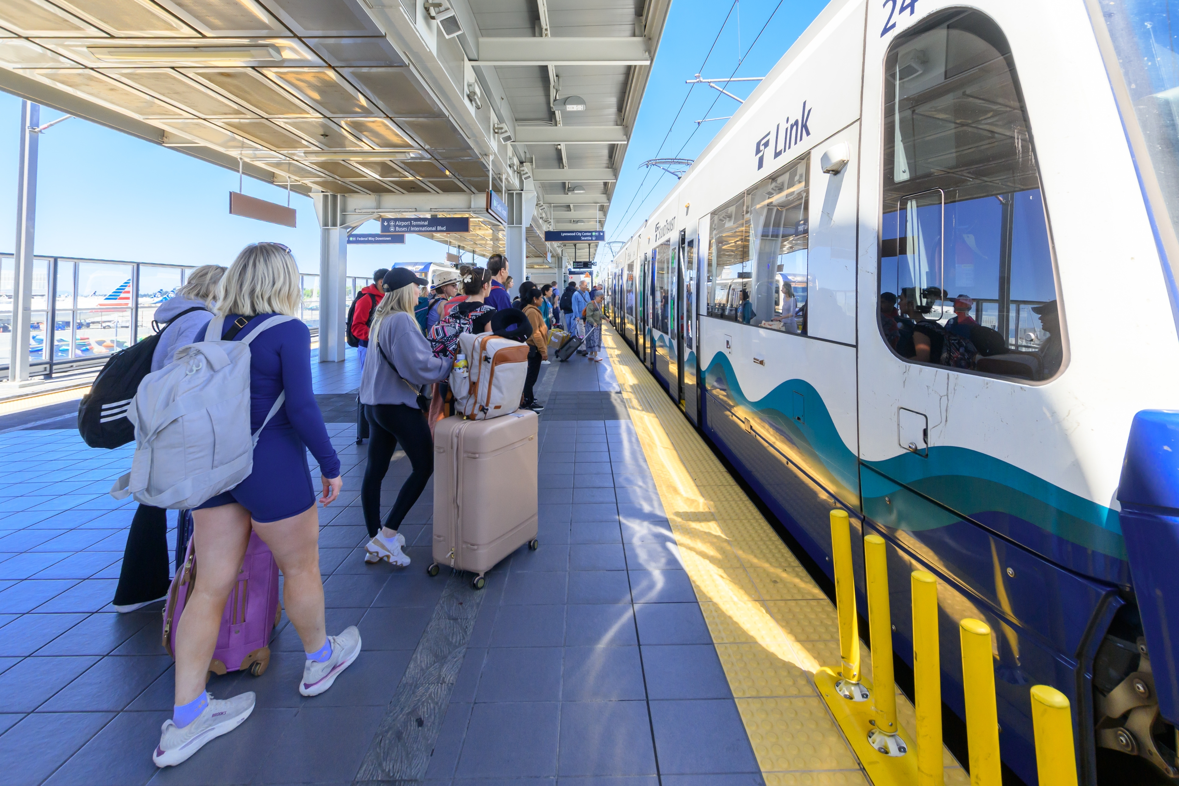 Seattle Transit How Chicago, New York and Seattle are funding transit project amid ...