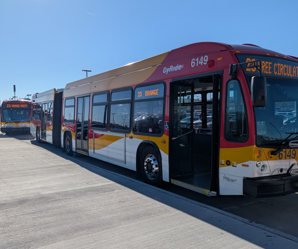 Here’s an articulated Nova Bus staging at its layover, waiting to depart on route 23 serving Iowa State University in Ames, IA