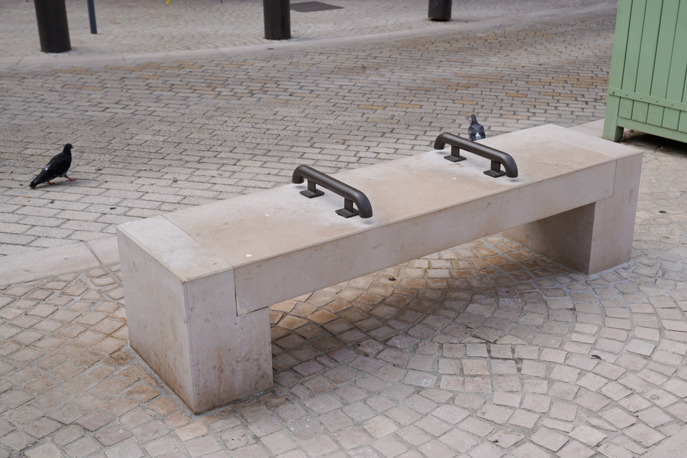 Anti-sleeping bench