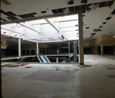 End of the Mall