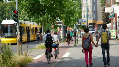 Complete Street