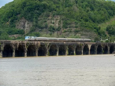 Amtrak Pennsylvanian