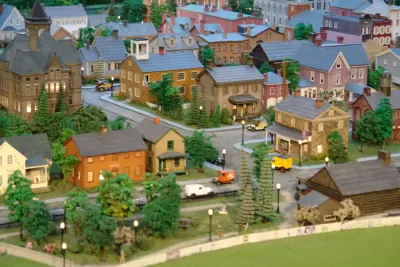 Model Neighborhood