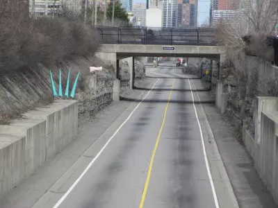Ottawa Transitway ROW
