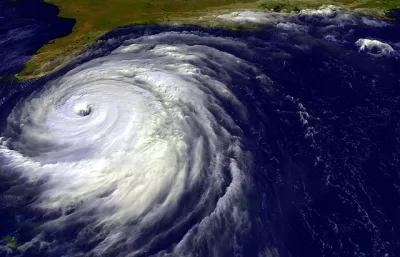 Florida - Hurricane Frances Approaching (2004)