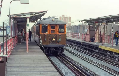 CTA El Train