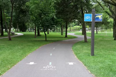 Bike path, part of Grand Rounds Scenic Byway in Minneapolis, Minnesota.