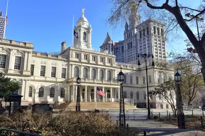 White neoclassical New York City city hall building.