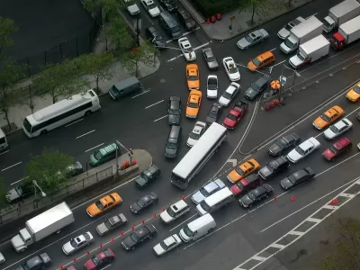 Aerial view of traffic in New York City entering Queens Midtown tunnel