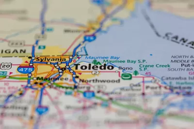 Close-up on map of Toledo, Ohio.