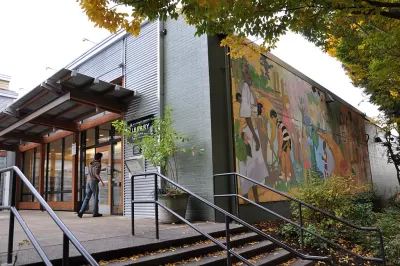 Portland, Oregon Library