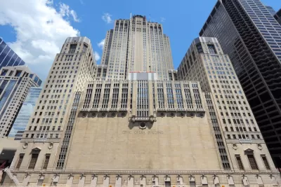 The exterior of the Civic Opera Building in Chicago, an art deco building built in the 1920s.