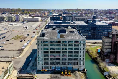 A worn down industrial building in Brooklyn.