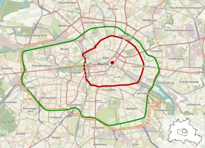 Map of Berlin with ring roads in green and red.