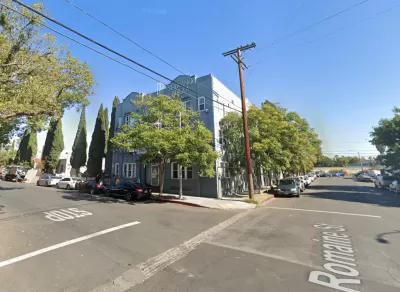 Google Maps street view of intersection of Romaine and Serrano in Los Angeles, California