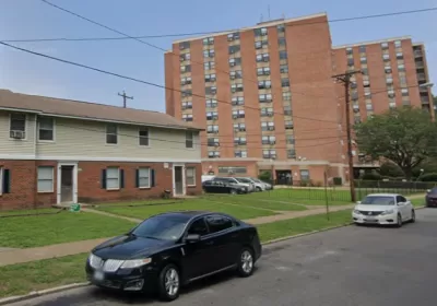 Google street view of multistory brick public housing building in Gilpin Court complex, Richmond, Virginia