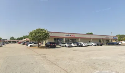 Google street view image of strip mall in suburban Duncanville, Texas.