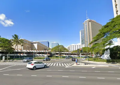 Google street view of intersection with crosswalk in Honolulu, Hawaii.