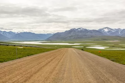 Dalton highway and Trans-Alaska Pipeline