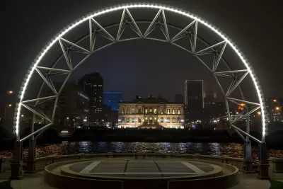 Des Moines