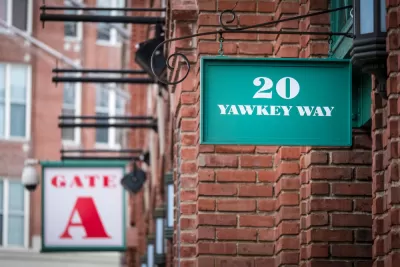 Yawkey Way, Boston