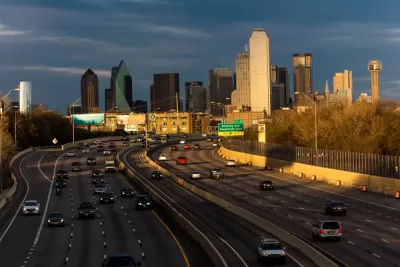 Interstate 30, Tom Landry Freeway