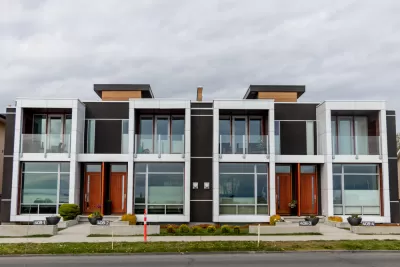 Apartment Housing 