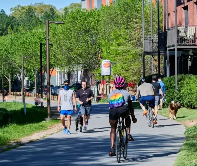 Pedestrians and people on bikes on Atlanta BeltLine multiuse trail