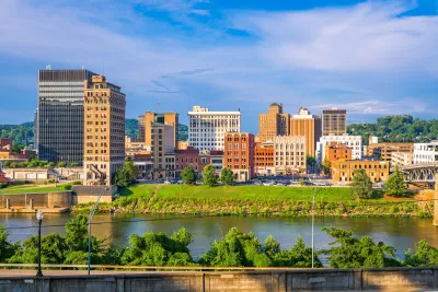 Skyline of downtown CHarleston, West Virginia.