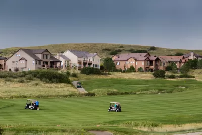 golf course homes