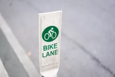 Biek Lane
