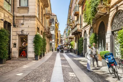 Street Fiori Oscuri