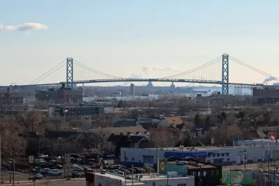 Detroit Bridge