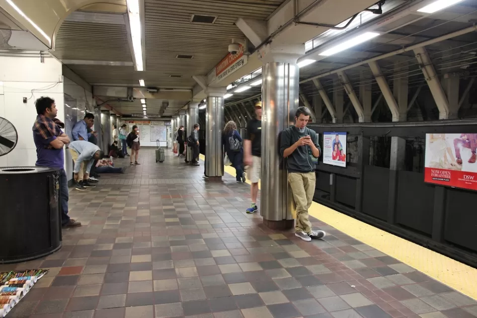 Dsw new outlet york transit