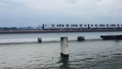 7000-Series Train