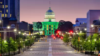 View of Alabama state capitol in Montgomery, Alabama at night.