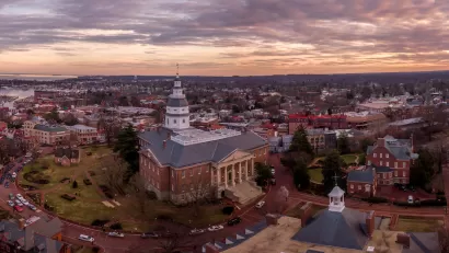 Aerial view of Annapolis, Maryland with state capitol dome in foreground.