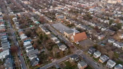 Aerial view of church and houses in Richmond, Virginia.