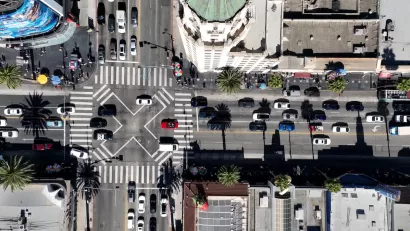 Bird'es eye view of Los Angeles intersection.