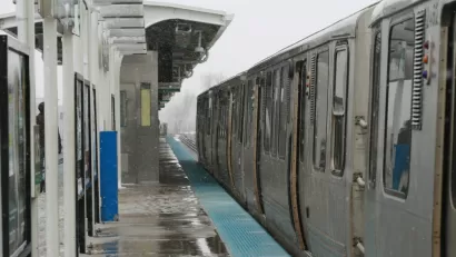 Chicago Transit Authority Green Line Train at 35th-Bronzeville-IIT