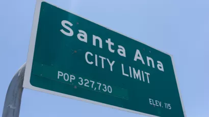 Highway sign for Santa Ana, California