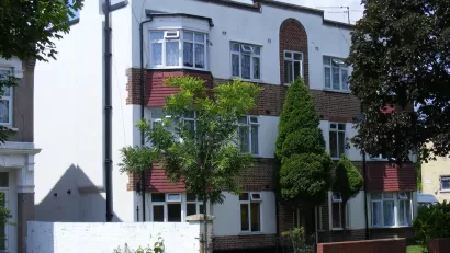Small-Scale Apartment