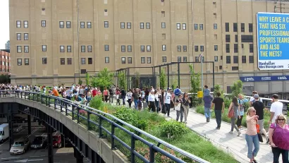 High Line Crowds