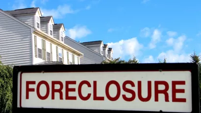Foreclosure Sign