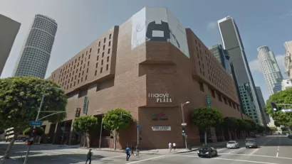 Macy's Plaza Los Angeles 